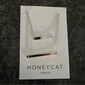 NEW HONEYCAT DOUBLE LAYERED BAR NECKLACE IN SILVER | MINIMALIST DELICATE JEWELRY